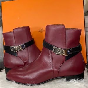SOLD✨ BNIB Hermès Neo boots